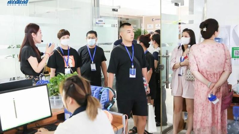 教学质量：了解网课的教学质量，可以从以下几个方面入手：